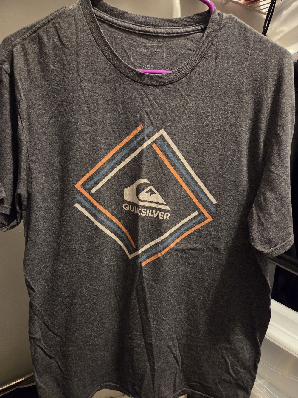 Quiksilver Men’s Gray Graphic Logo T-Shirt